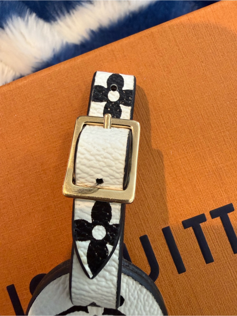 Louis Vuitton White and Black Monogram Leather Bag Charm - Picture 3 of 5